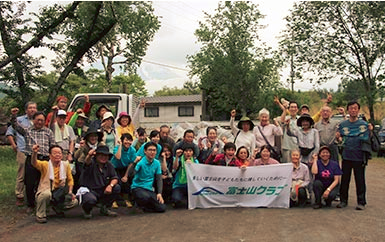 【CSRレポート】5月16日実施「富士山クリーンツアー」にグリーの社員ボランティアが参加しました